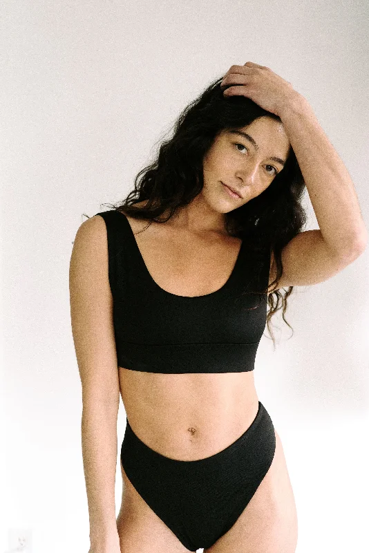 Neon - colored bikini to stand out on the beachThe Sport Scoop Top - Matte Black