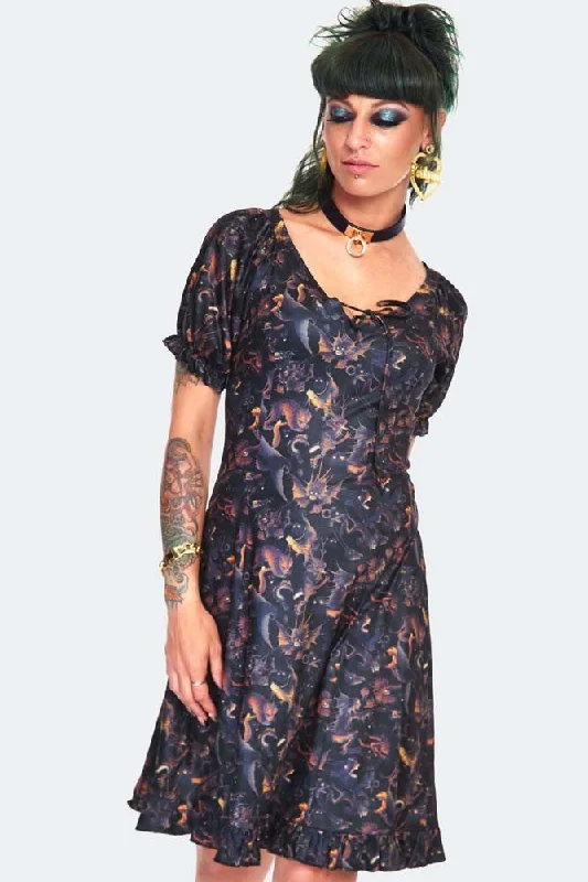 Plus size bodycon dress with stretchy fabric for confidenceParadise Lost Print Babydoll Dress Plus size bodycon dress with stretchy fabric for confidenceParadise Lost Print Babydoll Dress