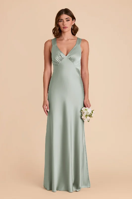 Maternity dress for a brunch with friends Veronica Matte Satin Dress - Sage