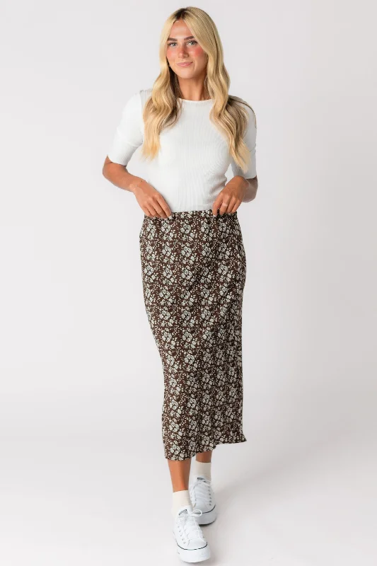 Midi dresses with pleated bodices for a classic and tailored look Brass & Roe The Jena Skirt Midi dresses with pleated bodices for a classic and tailored look Brass & Roe The Jena Skirt