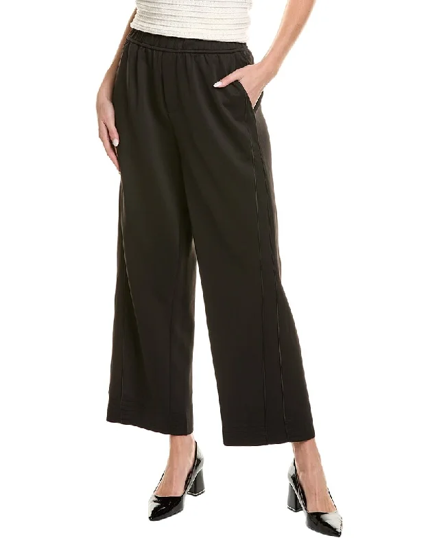 Women's Tight Trousers with Drawstring Waist in Khaki for a Relaxed and Adjustable FitGracia Comfort Pant Women's Tight Trousers with Drawstring Waist in Khaki for a Relaxed and Adjustable FitGracia Comfort Pant
