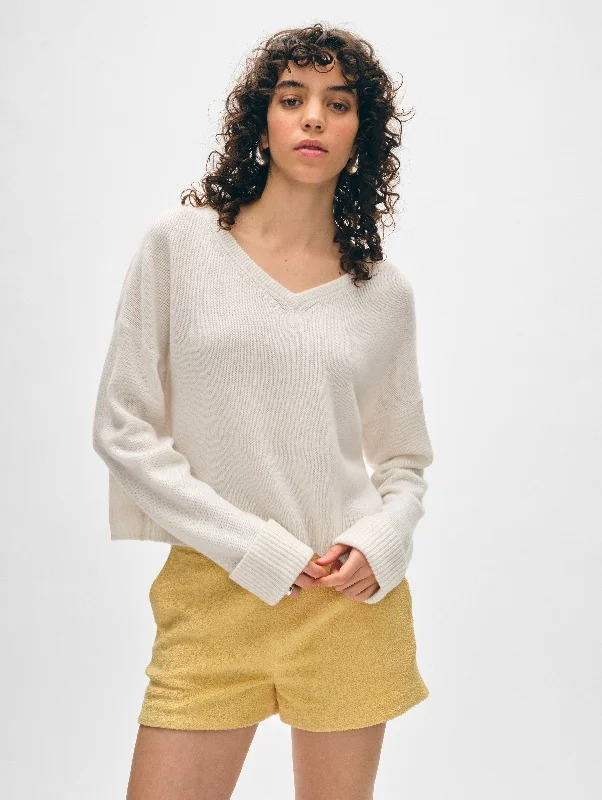 Button - Down Women's Shetland Wool Sweaters in Traditional PatternsV - Neck Women Sweater to Elongate the NecklineCashmere Cuffed V Neck Button - Down Women's Shetland Wool Sweaters in Traditional PatternsV - Neck Women Sweater to Elongate the NecklineCashmere Cuffed V Neck