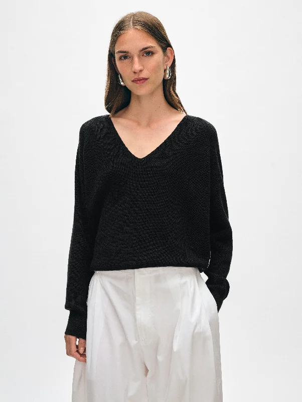 Split - Hem Women's Linen Blend Sweaters for SpringMock - Neck Women Sweater for a Modern TwistCotton Linen Tipped V Neck Split - Hem Women's Linen Blend Sweaters for SpringMock - Neck Women Sweater for a Modern TwistCotton Linen Tipped V Neck