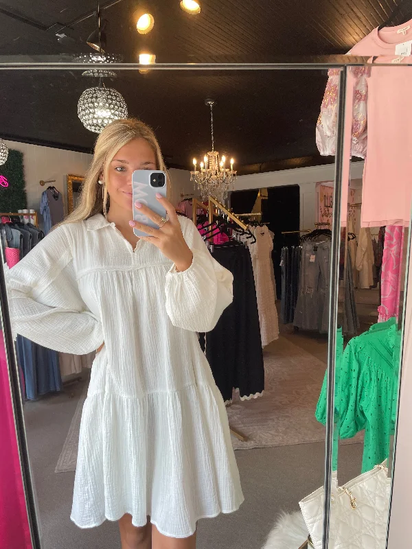 Mermaid - Style Women Dress with a Fitted Silhouette for Special OccasionsCream Gauze Dress Mermaid - Style Women Dress with a Fitted Silhouette for Special OccasionsCream Gauze Dress