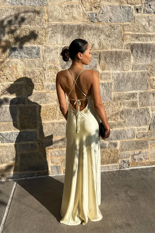 Ball Gown Women Dress with a Full Skirt for a Princess - like LookNatalia Yellow Maxi Dress Ball Gown Women Dress with a Full Skirt for a Princess - like LookNatalia Yellow Maxi Dress