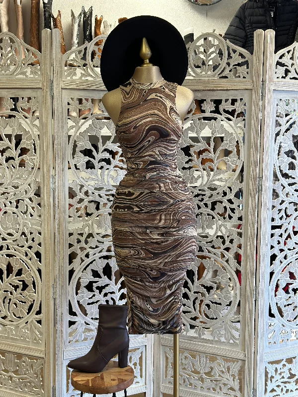 Pleated Women Dress with a Timeless and Elegant TextureSleeveless Tye Dye Midi Dress Pleated Women Dress with a Timeless and Elegant TextureSleeveless Tye Dye Midi Dress
