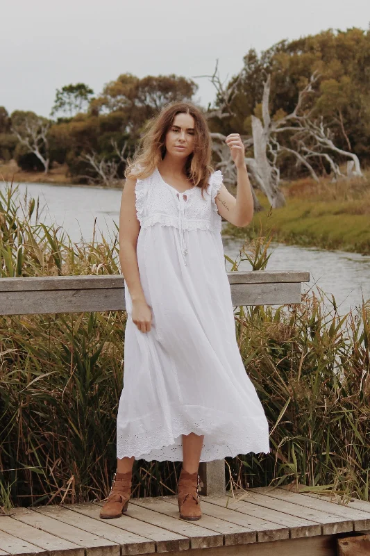 Ruffled Women Dress with Multiple Layers for a Playful and Girly StylePRIMROSE WHITE COTTON LACE DRESS Ruffled Women Dress with Multiple Layers for a Playful and Girly StylePRIMROSE WHITE COTTON LACE DRESS
