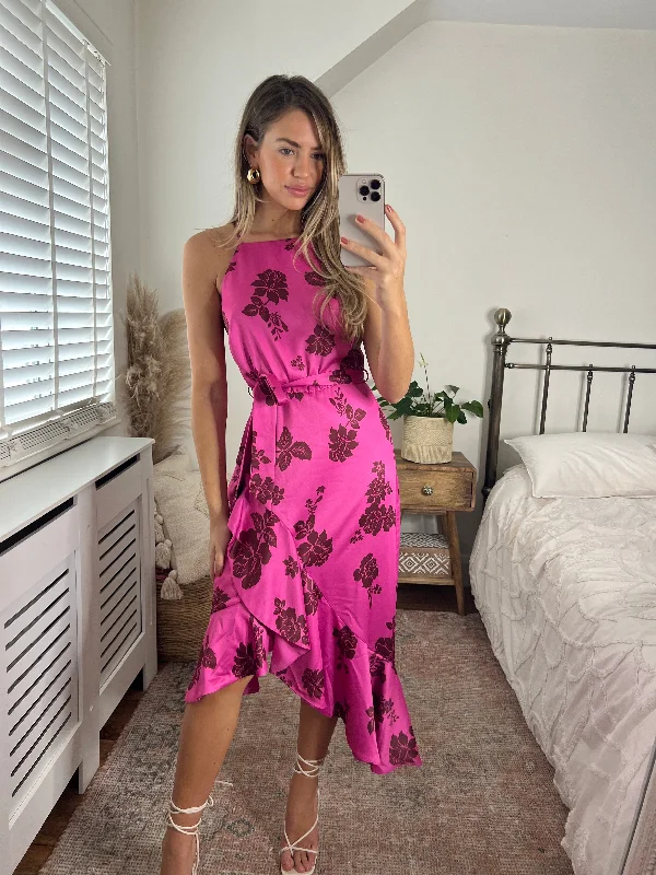 Mermaid - Style Women Dress with a Fitted Silhouette for Special OccasionsAriana Halter Frill Dress / Mulberry Floral Print Mermaid - Style Women Dress with a Fitted Silhouette for Special OccasionsAriana Halter Frill Dress / Mulberry Floral Print