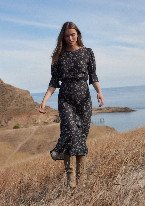 Empire Waist Women Dress to Accentuate the Bust and Conceal the WaistAruna Midi Dress Empire Waist Women Dress to Accentuate the Bust and Conceal the WaistAruna Midi Dress