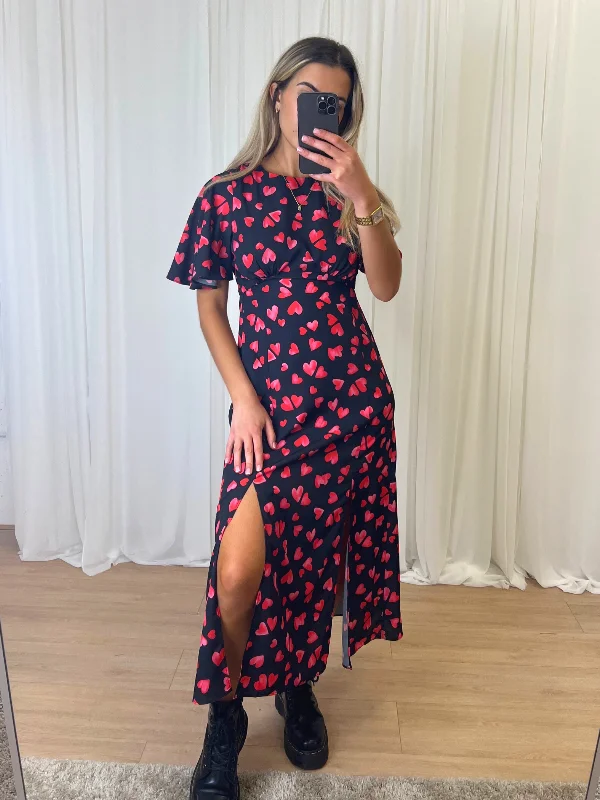 Mini Women Dress with a Short Hem for a Young and Trendy StyleBailey Angel Sleeve Midi Dress / Multi Heart Print Mini Women Dress with a Short Hem for a Young and Trendy StyleBailey Angel Sleeve Midi Dress / Multi Heart Print