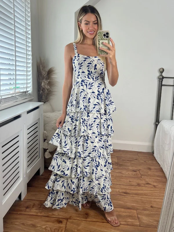 Pleated Women Dress with a Timeless and Elegant TextureElsie Floral Tiered Dress / Blue Pleated Women Dress with a Timeless and Elegant TextureElsie Floral Tiered Dress / Blue