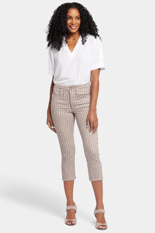 Skinny women jeans with a form - fitting designAmi Skinny Capri Jeans - Boardwalk Stripe