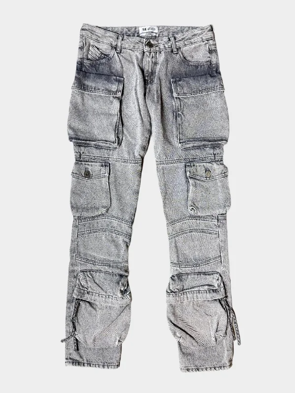 Ripped women jeans for a rebellious and fashion - forward styleCargo Jeans