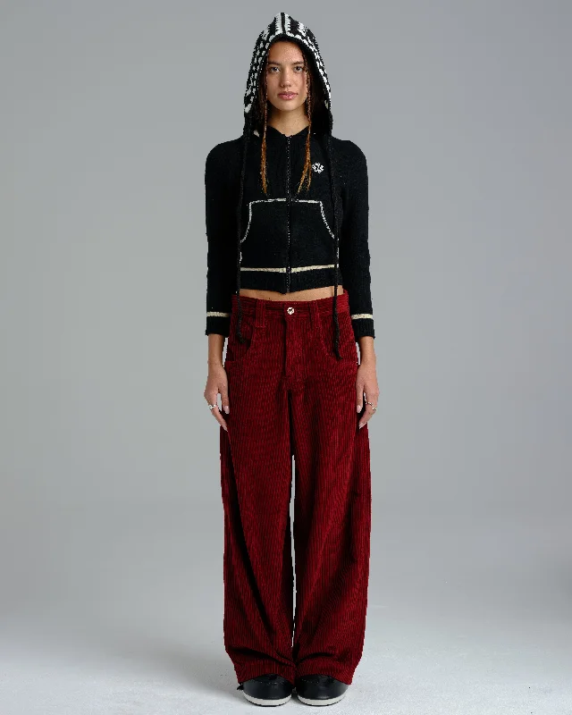 Light - wash women jeans for a fresh and summery appearanceW101 Twin Cannon. 26". 4 Wale Corduroy. Burgundy. Light - wash women jeans for a fresh and summery appearanceW101 Twin Cannon. 26". 4 Wale Corduroy. Burgundy.