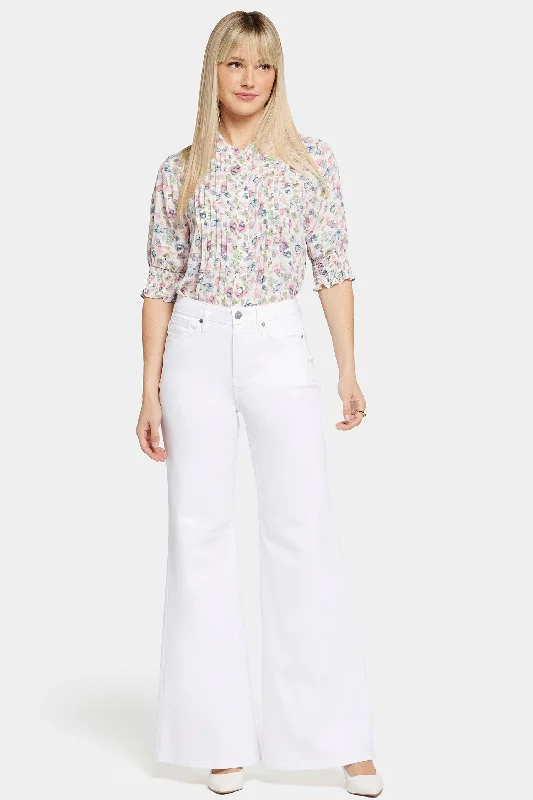 Plus - size women jeans for a comfortable and stylish fitMia Palazzo Jeans - Optic White Plus - size women jeans for a comfortable and stylish fitMia Palazzo Jeans - Optic White