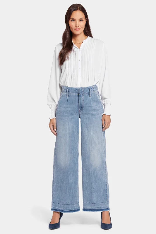 Colored women jeans in vibrant hues like red and yellowMona Wide Leg Trouser Jeans - State Colored women jeans in vibrant hues like red and yellowMona Wide Leg Trouser Jeans - State