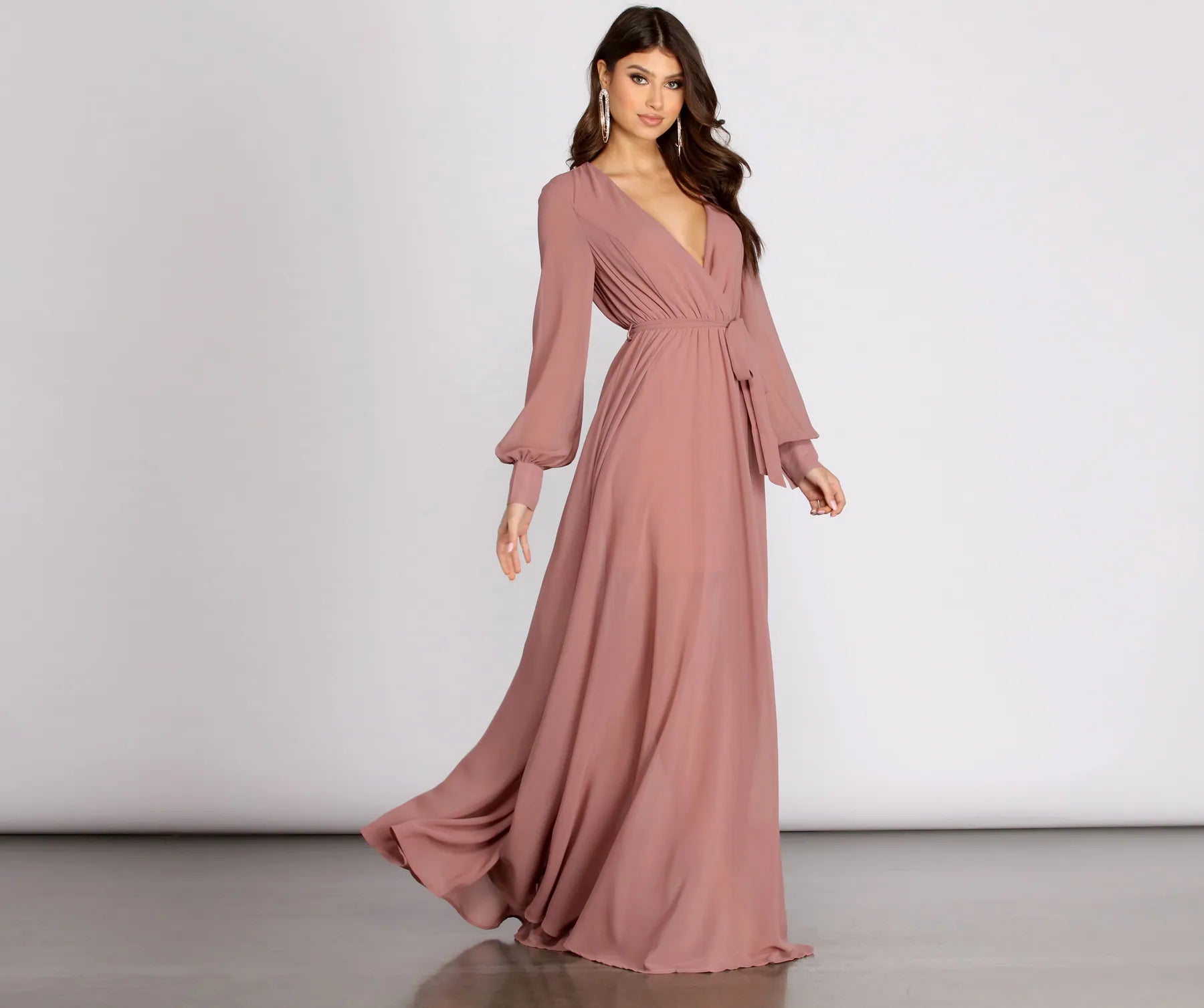 Long - Sleeve Women Dress in Velvet for a Luxurious Winter LookBryn Chiffon A-Line Formal Dress Long - Sleeve Women Dress in Velvet for a Luxurious Winter LookBryn Chiffon A-Line Formal Dress