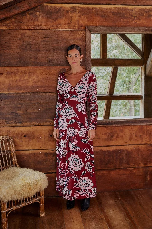 Pleated Women Dress with a Timeless and Elegant TextureBurgundy Pineapple Inspiration V Neck Maxi Dress Pleated Women Dress with a Timeless and Elegant TextureBurgundy Pineapple Inspiration V Neck Maxi Dress
