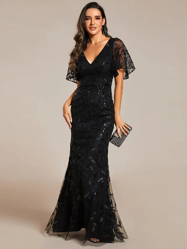 Long - Sleeve Women Dress in Velvet for a Luxurious Winter LookGorgeous V Neck Leaf-Sequined Fishtail Party Dress Long - Sleeve Women Dress in Velvet for a Luxurious Winter LookGorgeous V Neck Leaf-Sequined Fishtail Party Dress