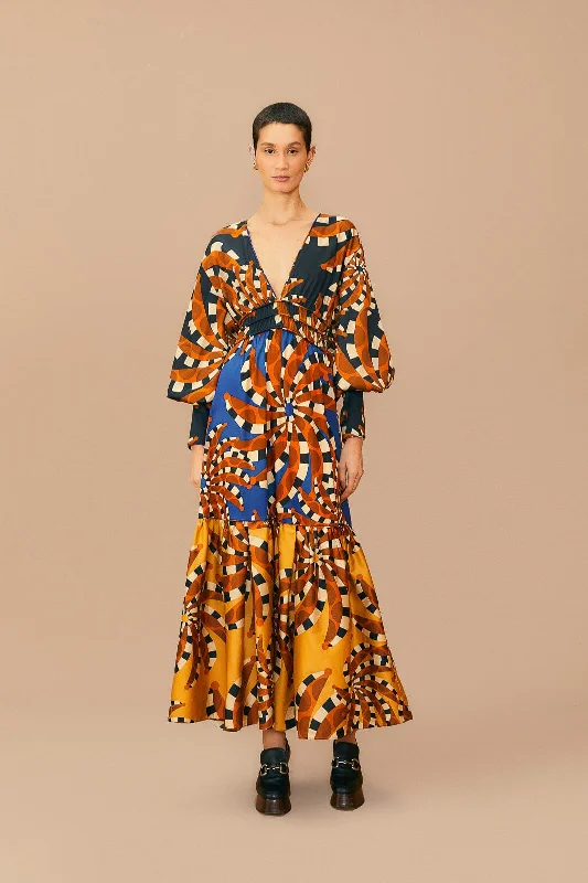 Ball Gown Women Dress with a Full Skirt for a Princess - like LookMixed Bananada Long Sleeve Maxi Dress Ball Gown Women Dress with a Full Skirt for a Princess - like LookMixed Bananada Long Sleeve Maxi Dress
