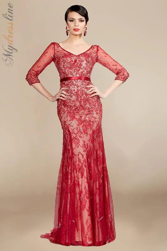 Plus Size Women Dress with a Flattering A - Line Cut for Comfort and StyleMNM Couture 0767 Plus Size Women Dress with a Flattering A - Line Cut for Comfort and StyleMNM Couture 0767