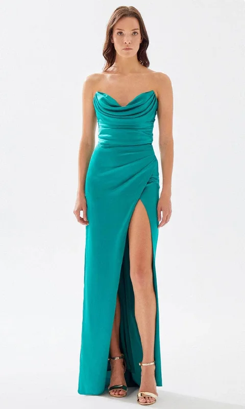 Strapless Women Dress with a Built - in Bra for Comfort and SupportTarik Ediz 52020 - Draped Sweetheart Prom Dress Strapless Women Dress with a Built - in Bra for Comfort and SupportTarik Ediz 52020 - Draped Sweetheart Prom Dress