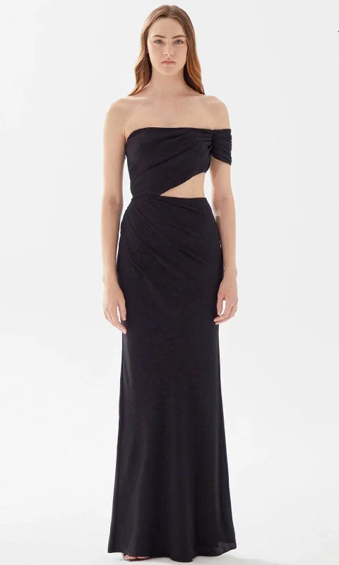 Backless Women Dress for a Sexy and Alluring Look at Evening EventsTarik Ediz 52083 - Cutout Midriff Sheath Prom Dress Backless Women Dress for a Sexy and Alluring Look at Evening EventsTarik Ediz 52083 - Cutout Midriff Sheath Prom Dress