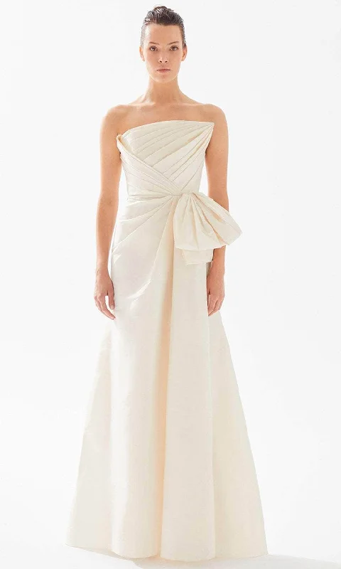 Pleated Women Dress with a Timeless and Elegant TextureTarik Ediz 98246 - Pleated Strapless Evening Gown Pleated Women Dress with a Timeless and Elegant TextureTarik Ediz 98246 - Pleated Strapless Evening Gown
