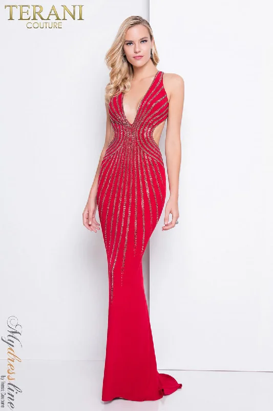 Plus Size Women Dress with a Flattering A - Line Cut for Comfort and StyleTerani Couture 1815P5912 Plus Size Women Dress with a Flattering A - Line Cut for Comfort and StyleTerani Couture 1815P5912