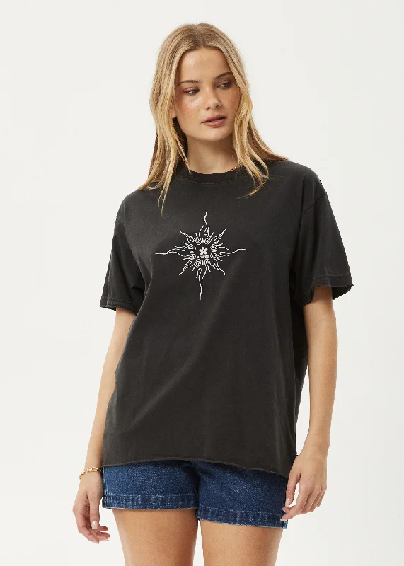 Crew Neck Women T Shirt with a Timeless DesignAFENDS Womens Sunny - Oversized Tee - Stone Black Crew Neck Women T Shirt with a Timeless DesignAFENDS Womens Sunny - Oversized Tee - Stone Black