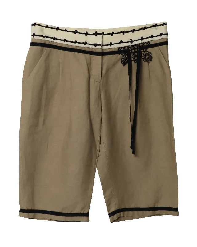 Solid Color Women Shorts in Bright Hues for a Bold StatementAlberta Ferretti Bermuda Shorts in Beige Linen Solid Color Women Shorts in Bright Hues for a Bold StatementAlberta Ferretti Bermuda Shorts in Beige Linen
