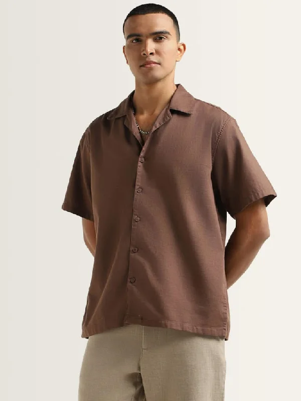 Cuffed Women Shorts for a Laid - Back and Trendy LookETA Brown Solid Cotton Relaxed Fit Shirt Cuffed Women Shorts for a Laid - Back and Trendy LookETA Brown Solid Cotton Relaxed Fit Shirt