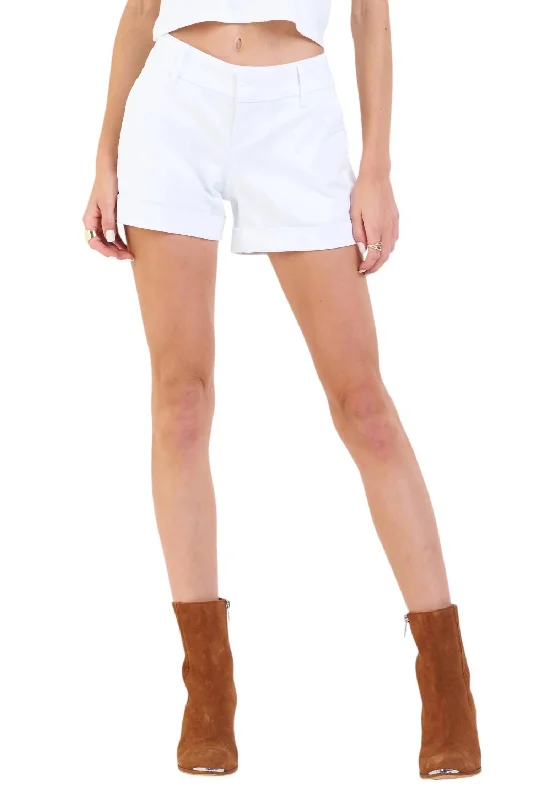 Denim Women Shorts with Distressed Details for a Casual VibeHampton Short In Optic White Denim Women Shorts with Distressed Details for a Casual VibeHampton Short In Optic White