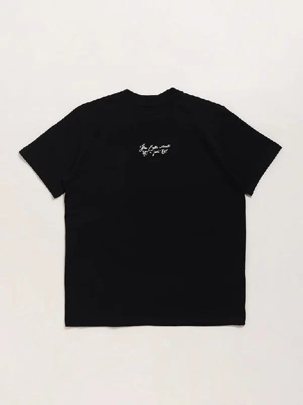 Jeanette Women Shorts with a Soft and Comfortable FeelY&F Kids Black Printed T-Shirt Jeanette Women Shorts with a Soft and Comfortable FeelY&F Kids Black Printed T-Shirt