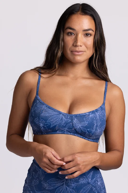 String bikini for a minimalistic and sexy beach styleMakenna Bikini Top - Tahiti