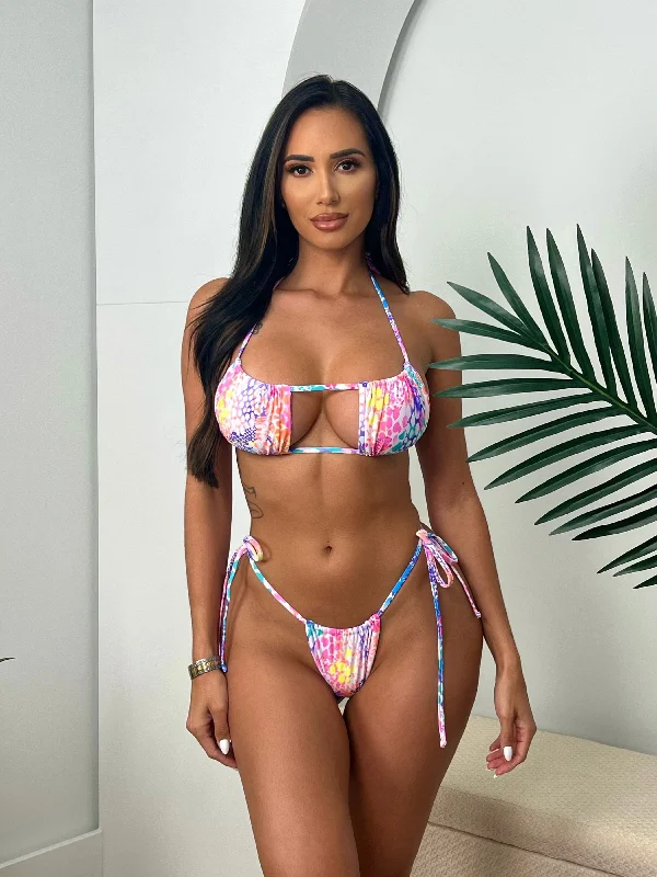 Long - line bikini top for added support and a fashionable lookPEBBLES SLIDE BOTTOM
