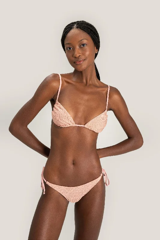 Floral - printed bikini for a feminine and colorful beach vibeLumiere Smart Top