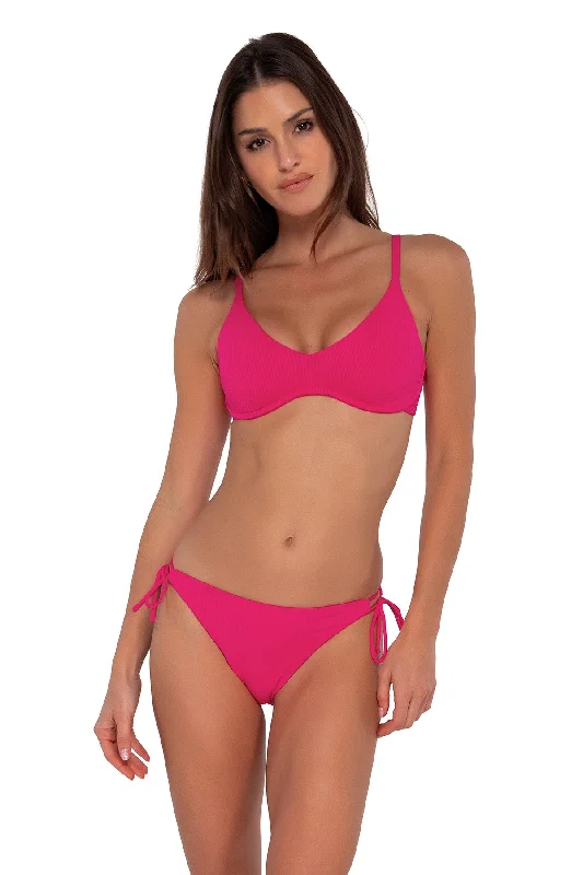 String bikini for a minimalistic and sexy beach styleSunsets Begonia Sandbar Rib Brooke U-Wire Top String bikini for a minimalistic and sexy beach styleSunsets Begonia Sandbar Rib Brooke U-Wire Top